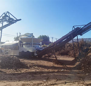 <span class=keywords><strong>Broyeur</strong></span> de bois forestier rotatif à moteur diesel, <span class=keywords><strong>broyeur</strong></span> de bois, <span class=keywords><strong>broyeur</strong></span> de souche d'arbre, <span class=keywords><strong>broyeur</strong></span> de racines d'arbre - Product Image 2