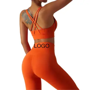 Conjunto de yoga Leggings para mujer Sujetadores deportivos de manga larga para mujer Correr Algodón 3 en 1 Criss-Cross Back Acolchado Bum Scrunch Leggings