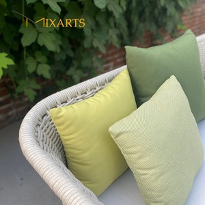 Collezioni di Divani da Esterno di Lusso Turche di Alta Gamma, Ecologici e Impermeabili, Set di Divani in Rattan Bianco Intrecciato di Grandi Dimensioni - Product Image 6