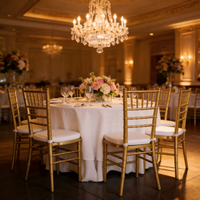 Chaises de banquet empilables en plastique doré Chiavari pour événements, hôtels et fêtes, vente en gros à bas prix