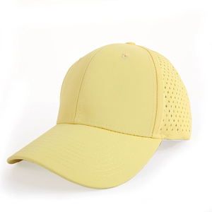 Casquette de sport unisexe imperméable structurée en maille perforée découpée au laser avec logo en PVC caoutchouc imprimé et brodé sur mesure de haute qualité - Product Image 3