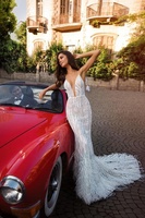 Robe de mariée formelle moulante en dentelle de style italien avec dos ouvert sexy