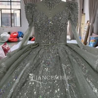 Robe de Quinceañera Jancember XS324 luxueuse à col montant, manches longues et sequins, avec traîne détachable