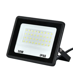 Pencahayaan Luming Tinggi Luar Ruangan Stadion 10W 20W 30W 50W 100W 200W Tahan Air Ip66 Hitam Smd Led Banjir Cahaya