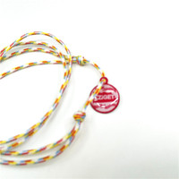 Bracelets porte-bonheur en alliage réglable avec logo personnalisé Accessoires de mode pour fêtes et événements