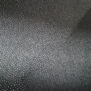 50D noir sergé 100% polyester tissé au jet d'eau entoilage PA double point lavable haute force de décapage interfaçage pour manteau - Product Image 3