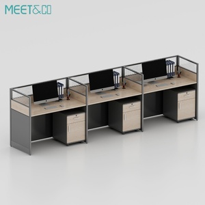 Poste de travail modulaire de bureau moderne personnalisé pour 2 à 6 personnes, table extensible avec cloison de séparation - Product Image 2
