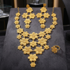 Juego de Collares Largos Chapados en Oro de 14K, 18K y 24K al por Mayor, Joyería India con Diseño Floral, Joyería de Moda Chapada en Oro sobre Latón - Product Image 5