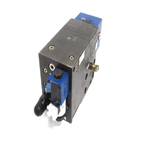 R900704045 BLOQUE DE VÁLVULAS 1/CA20DQMG24F R90052621 Nuevo Original Listo Stock Automatización industrial PAC PLC dedicado - Product Image 1