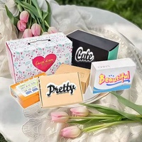 Boîtes cadeaux en papier kraft personnalisées en gros avec logo, conception gratuite, améliorez l'image de votre marque, emballage pour le commerce électronique, boîte d'expédition portable