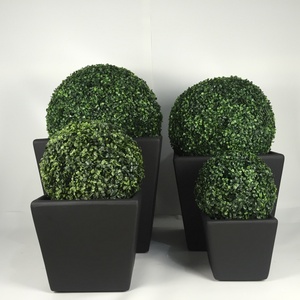 กระถางต้นไม้ทรงสี่เหลี่ยมขนาดใหญ่ สไตล์นอร์ดิก รุ่น QUANGUI QG-048 สีดำ สำหรับใช้ภายใน/ภายนอกอาคาร ทำจากไฟเบอร์กลาสเคลย์ งานฝีมือ เป็นมิตรกับสิ่งแวดล้อม ความจุ 60 ลิตร - Product Image 2