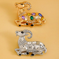 Broche Rétro Animal Mouton en Alliage avec Strass Colorés et Perles, Épingle Chèvre, Accessoire de Costume Léger et Luxueux