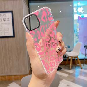 Funda Transparente Anticaídas con Estampado de Leopardo Rosa para iPhone 16 14 15 Plus 12 13 11 Pro Max XR 7 8 Plus - Product Image 3