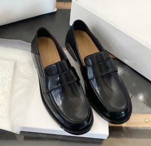 Customized <b>Ladies</b> <b>Loafers</b>. Leather Finish Polished Leather Cover. British Style Casual, Versatile Leather Shoes for Daily Wear - Product Image 6