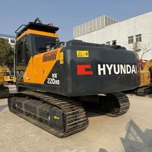 Excavatrice sur chenilles Hyundai 220HX d'occasion, 22 tonnes, moteur japonais, excellent état, pour inspection vidéo, garantie après-vente 1 an - Product Image 3