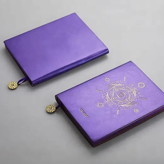 Pemasok alat tulis grosir notebook huruf ungu emas mutiara elegan ajaib