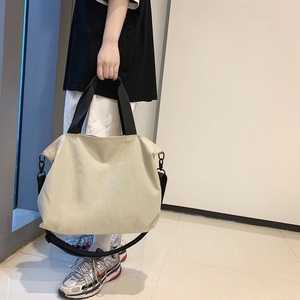 Bolsa de Viaje y Fitness, Gran Capacidad, Personalizable, Simple, Impermeable, de Nailon, Bandolera, Bolso de Mano, para Portátil - Product Image 1