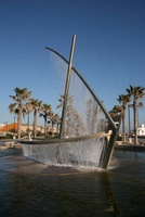Fuente de Agua con Forma de Barco con Control de Programa de DISEÑO GRATUITO