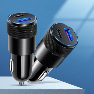 ที่ชาร์จในรถยนต์อลูมิเนียมอัลลอยด์ 30W PD Type-C USB-A 5V/3A ที่ชาร์จอเนกประสงค์ป้องกันกระแสเกินสำหรับโทรศัพท์ - Product Image 5