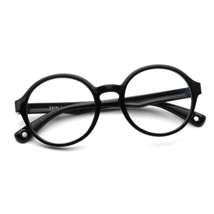 Gafas de Juego Aochi de Silicona de Alta Calidad, Lentes Coloridas Anti Luz Azul UV400, Suaves y Flexibles para Niños - Product Image 2