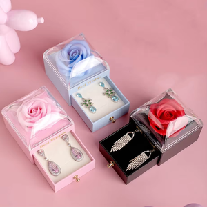 กล่องเครื่องประดับรูปดอกกุหลาบสุดหรูสำหรับการจัดเก็บจี้แหวนสร้อยคอและต่างหูและให้เป็นของขวัญ - Product Image 2
