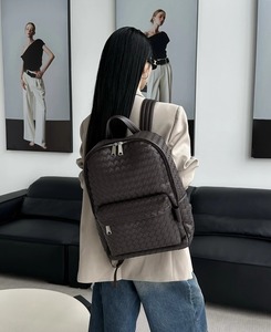 Zaini in Vera <span class=keywords><strong>Pelle</strong></span> Intrecciata all'Ingrosso o Personalizzati, Borse da Viaggio, Borse per Laptop, Zaini Casual alla Moda in <span class=keywords><strong>Pelle</strong></span> Bovina per Uomo o <span class=keywords><strong>Donna</strong></span> - Product Image 2