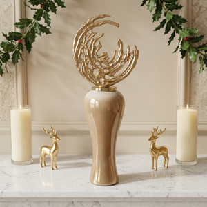 Vase de table artisanal en bronze métallisé dégradé avec décor ajouré sculpté, récipient décoratif moderne pour la maison, urne et vase à fleurs - Product Image 1