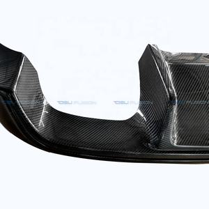 Alerón Trasero de Fibra de Carbono Estilo R-Concept Bltz para Infiniti Q50/Q50S 2014-2017 con Luz Antiniebla - Product Image 5