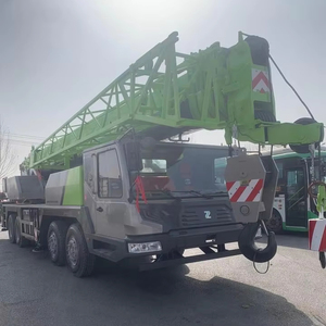 Grue sur camion hydraulique Zoomlion ZTC500T 50 tonnes bien entretenue, levage stable, moteur Weichai authentique pour travaux d'ingénierie lourde - Product Image 1