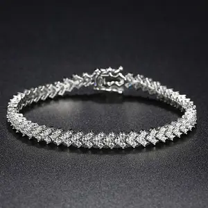 Modische Hip Hop-Schmuck 925 Sterling-Silber VVS Pfeil Moissanit Diamant Eisausdruck Zucker Tennis-Armband für Herren
