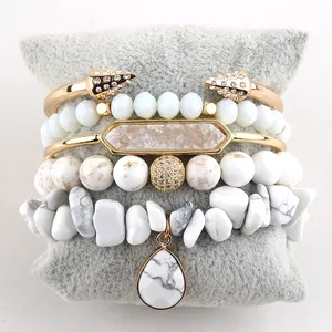 Boêmio jóias presente mulheres 5 peças cz bola natural branco howlite, chip, pedra, bateria, pulseira pente, conjuntos de pulseiras