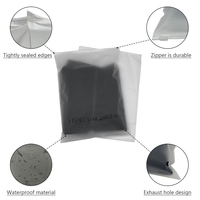Sac d'emballage pour vêtements en plastique transparent givré mat refermable avec fermeture éclair et logo personnalisé
