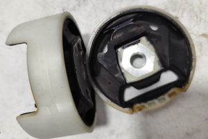 Penjualan terlaris Volkswagen Sagitar Magotan Yuanbao Beam mesin gunung Cover Cover penutup karet - Product Image 6