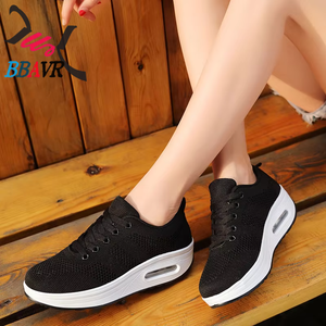 Zapatillas Deportivas Casuales para Mujer, de Tela de Algodón, con Suela Gruesa, Fáciles de Caminar, Zapatillas de Moda para Otoño y Verano, Talla de Hombre, Servicios OEM y ODM - Product Image 2