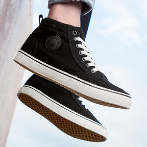 Nouvelles Chaussures Tendance Mi-Mollet en Toile Noire pour Hommes 2026 - Chaussures Décontractées Respirantes d'Été - Chaussures à Plateforme pour Hommes - Product Image 4