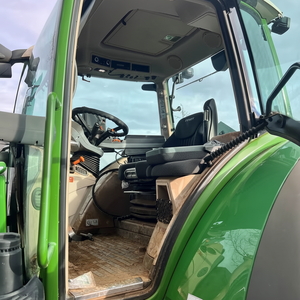 Tracteur agricole Fendt 724 Vario 2019 - Efficacité de premier ordre, technologie de pointe et performances sur le terrain supérieures - Product Image 1