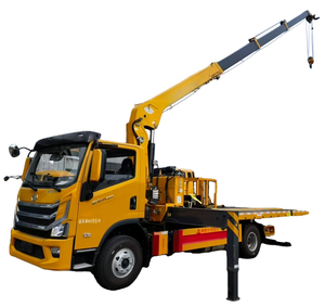 Grúa SAIC Yuejin con Pluma Weichai 180, Grúa Montada en <span class=keywords><strong>Camión</strong></span>, Tarjeta para Grúas Móviles Utilizadas en Operaciones <span class=keywords><strong>de</strong></span> Construcción - Product Image 1