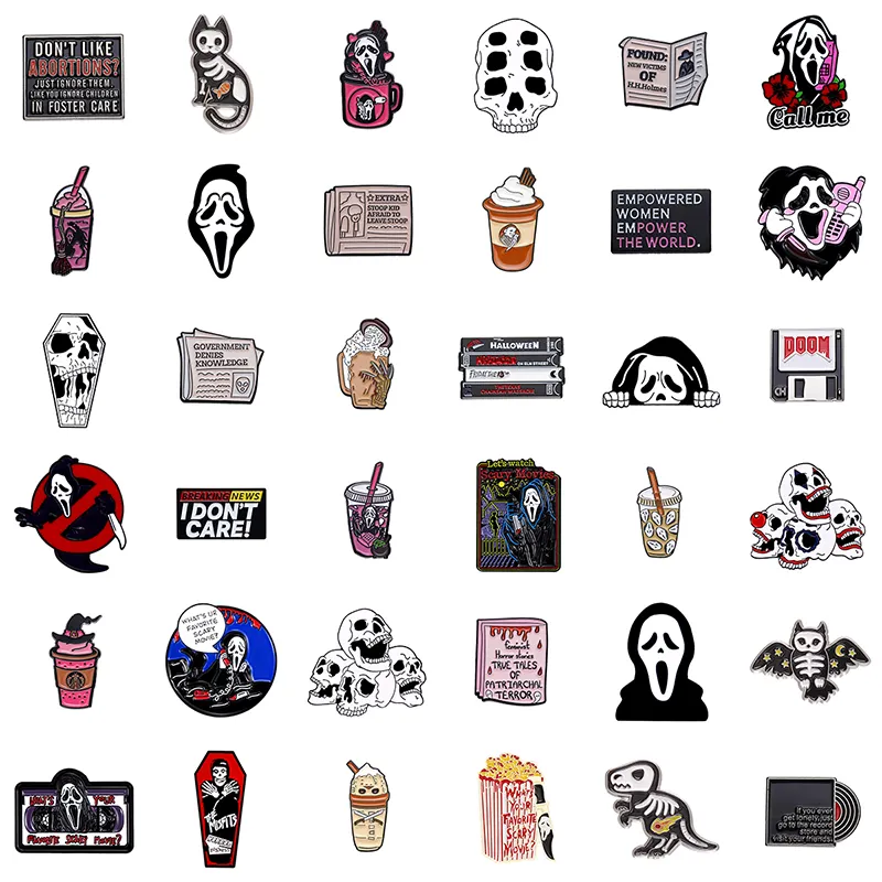 Halloween Badges Horror Pin Brooch Cute Movie Metal Lapel Pins for Backpacks Brooches Fashion Jewelry Accessories Gifts