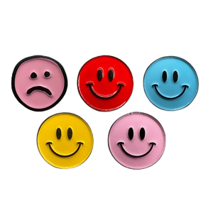 Personalizado lindo amarillo azul Rosa rojo sonrisa cara Zine aleación forma redonda broche Pin regalo - Product Image 2