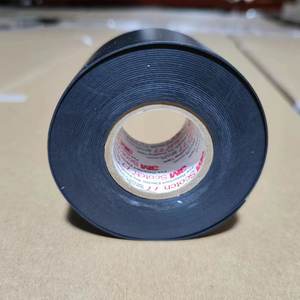 3M 77 Ruban d'isolation électrique haute performance Résistance au feu et aux arcs étanche et résistant aux UV pour la protection des câbles - Product Image 6