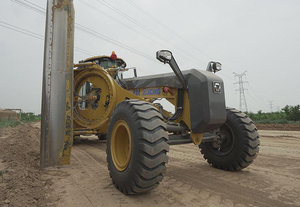 Niveleuse à moteur Chine XCM-G GR1805T3 Moteur de 180 ch - Product Image 6