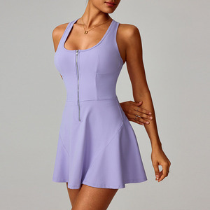Robe d'été pour femme avec logo personnalisé, dos nu, sans manches, avec short, 2 pièces, effet seconde peau, pour badminton, golf, padel, tennis - Product Image 3