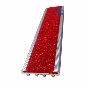 Profilé d'escalier moderne et élégant en aluminium pour bureau ou appartement, nez de marche en aluminium pour escaliers, marche en béton, extérieur - Product Image 5
