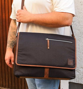 Elegante Bolso Bandolera para Portátil de Cuero Genuino con Asas Reforzadas y Correa Ajustable para Uso Diario - Product Image 5