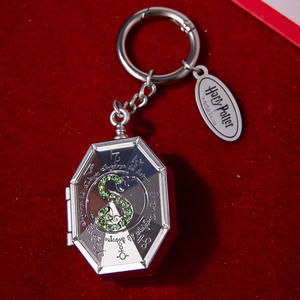 MINISO porte-clés en gros personnalisé Harry Potter série exquise Horcrux <span class=keywords><strong>Serpentard</strong></span> Style bijoux porte-clés ornement - Product Image 2