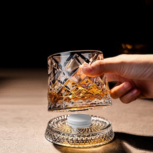 <span class=keywords><strong>Vaso</strong></span> <span class=keywords><strong>giratorio</strong></span> para <span class=keywords><strong>whisky</strong></span> con base para rotación de 360 grados - Product Image 2