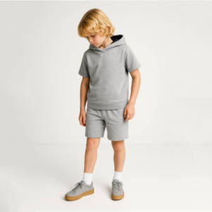 ชุดเสื้อผ้าเด็ก-กลางแจ้งแขนสั้นเสื้อมีฮู้ดและกางเกงขาสั้นสไตล์ลำลองสีทึบสำหรับเด็กผู้ชาย - Product Image 3