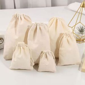 Bolsa Ecológica de Muselina de Algodón Orgánico con Cordón, Pequeña, Blanca, con Logotipo Personalizado, para Compras y Protección Contra el Polvo - Product Image 4