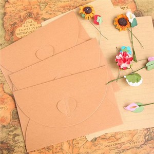 Sobres de papel Kraft ecológicos personalizados, diseño de autosellado para correo e invitaciones - Product Image 2