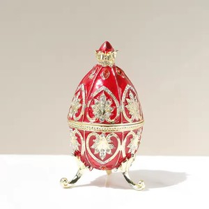 Caja de baratija decorativa estilo huevo <span class=keywords><strong>Faberge</strong></span> roja esmaltada pintada a mano, regalo único con bisagras para la familia, 1 unidad - Product Image 1